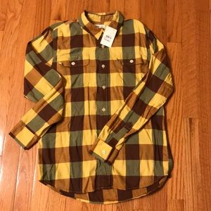 NWT  Boys Tucker + Tate bottom down shirt 👕
